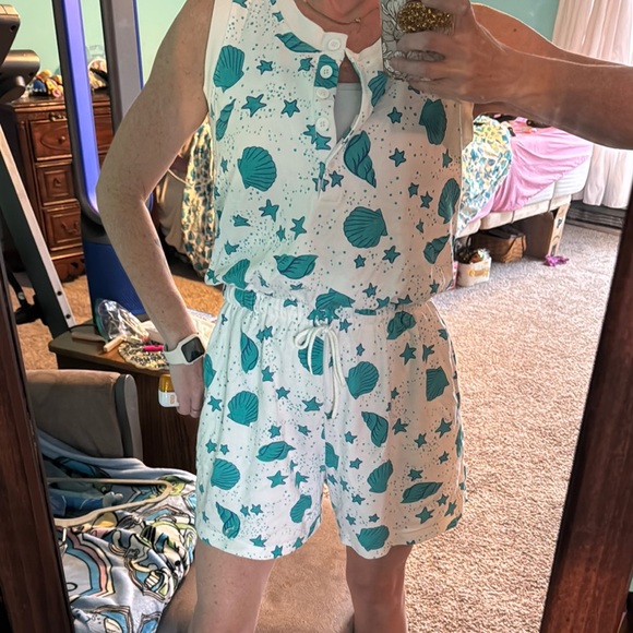 Vintage Medium Teal Seashell Print Sleeveless Romper - Picture 1 of 5